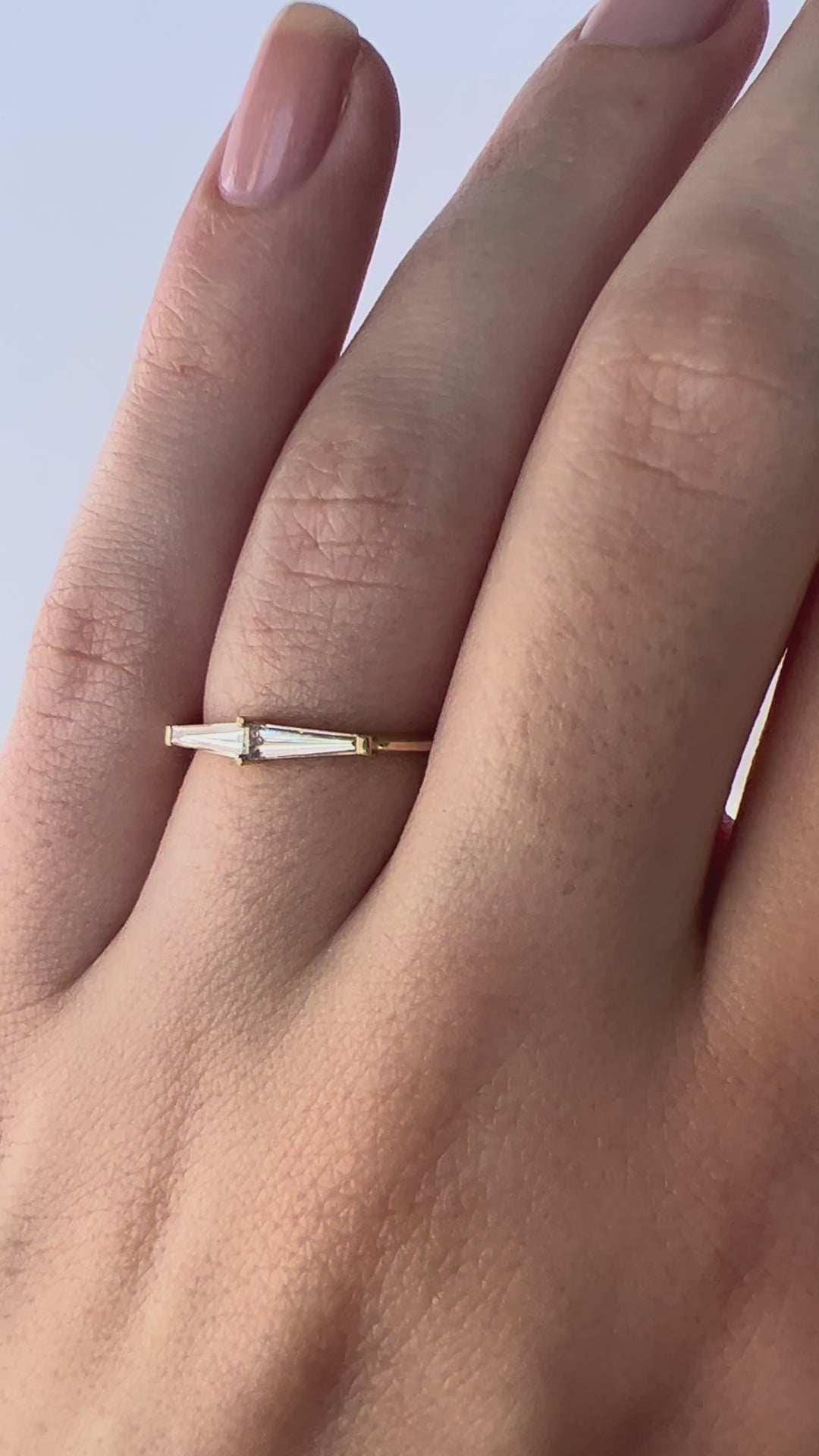 Lucille Tapered Baguette Diamond Ring-Capucinne