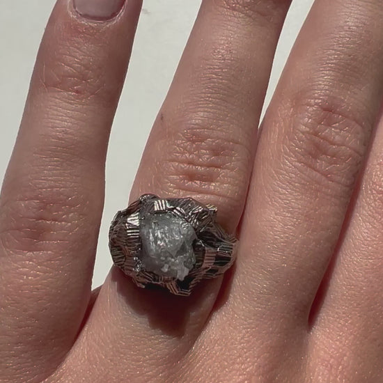 The Rock Diamond Ring-Capucinne