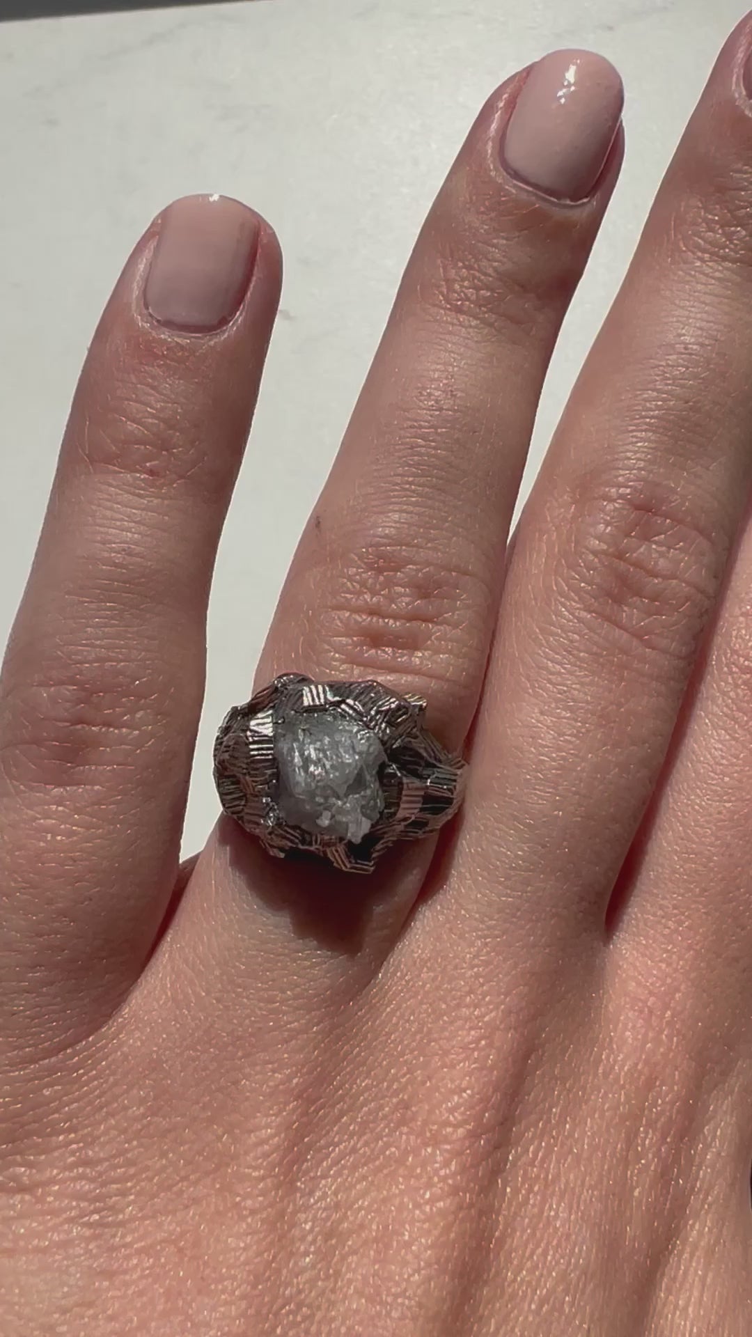 The Rock Diamond Ring-Capucinne